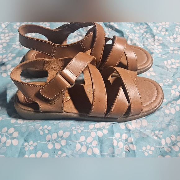 Tan Leather Strappy Sandals set of 2 bundle *Size 7 womens* - Picture 6 of 10